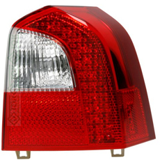 Aizmugures lukturis, labā puse (V70 /XC70 07-13)