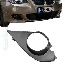 Miglas luktura rāmis bamperā, kreisā puse (BMW E60/E61 03-10 M5 pakete)